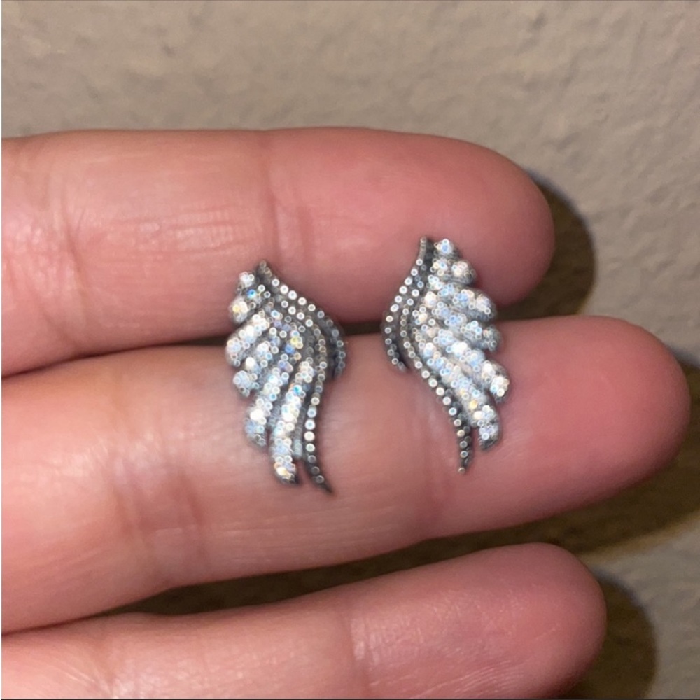 Pandora Majestic Feathers Stud CZ Earrings Angel Wing Sparkles Shine 925 New - Picture 10 of 12